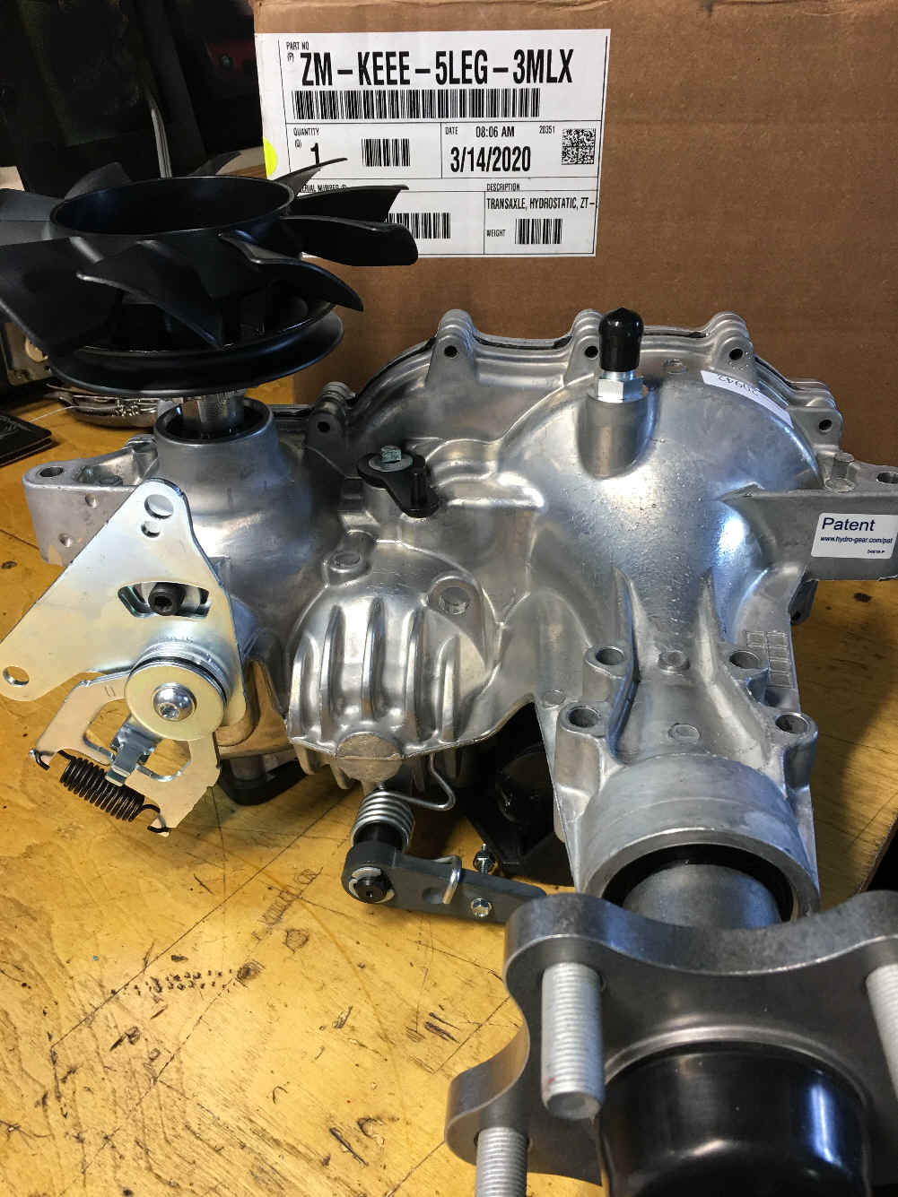 Hydro-Gear Part Number ZM-KEEE-TLEG-3MLX