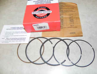 Briggs & Stratton RING SET-STD Part Number 590402