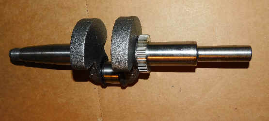 Briggs Stratton Crankshaft Part No. 794720 Take-Off